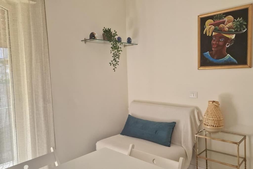 Piccolo Appartamento Di Charme Наполи Екстериор снимка